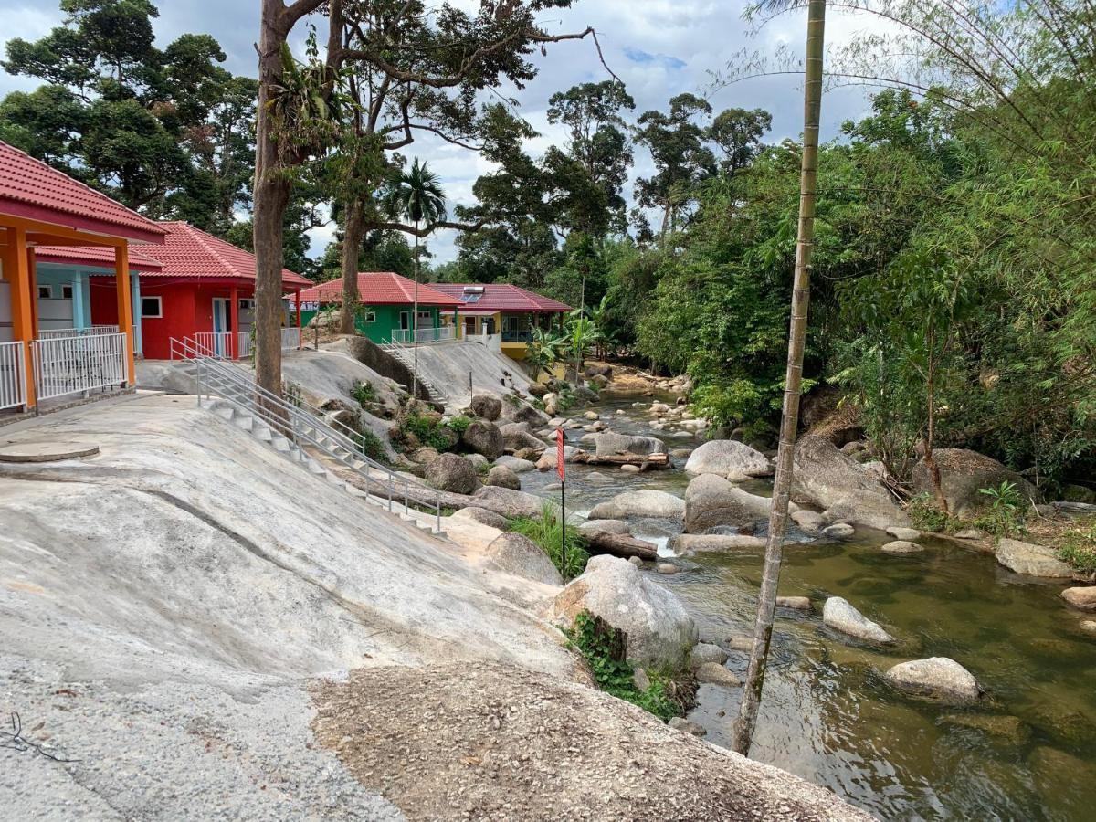 Chalet Latip D'Ayer Itam Kampong Ayer Hitam (Perak) Ngoại thất bức ảnh